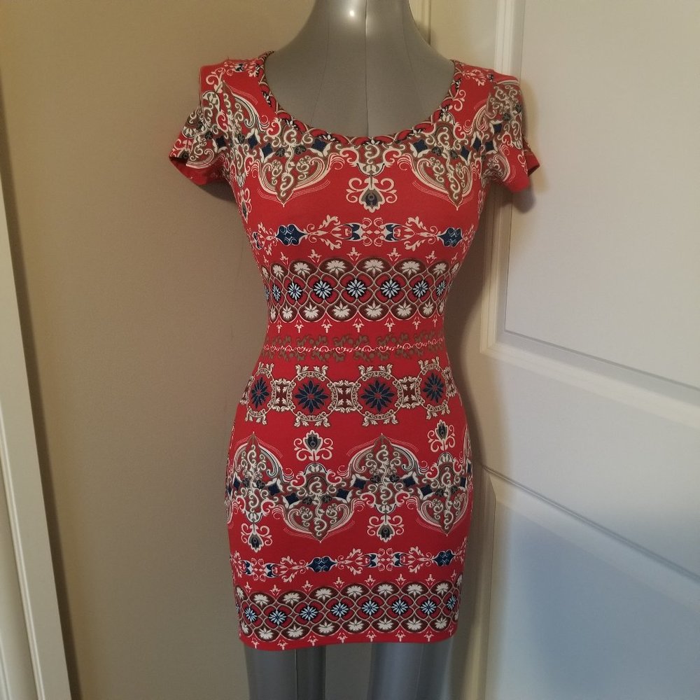 NEW - Super Soft Fitted T-shirt Dress (NWOT)